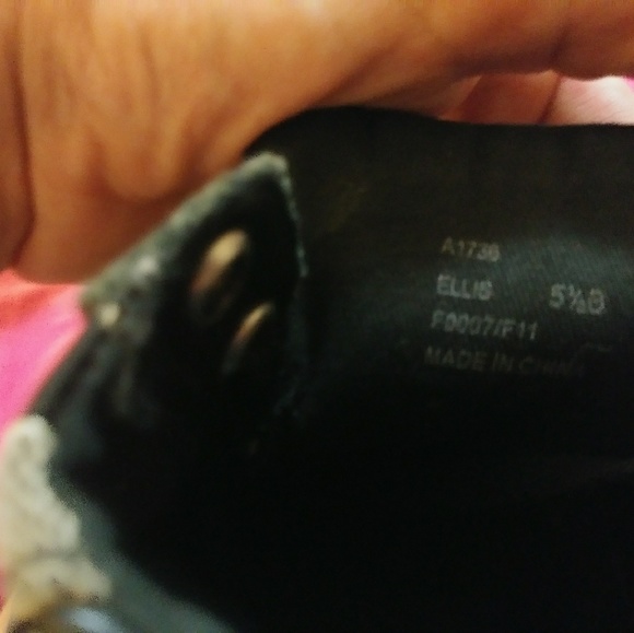 Worn twice Authenric Coach High Tops cloth n leath - Picture 3 of 4